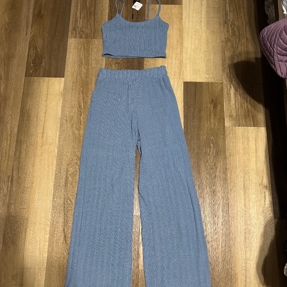 Matching Set - Picture 1 of 1